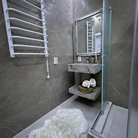 Rynok Square Апартаменти